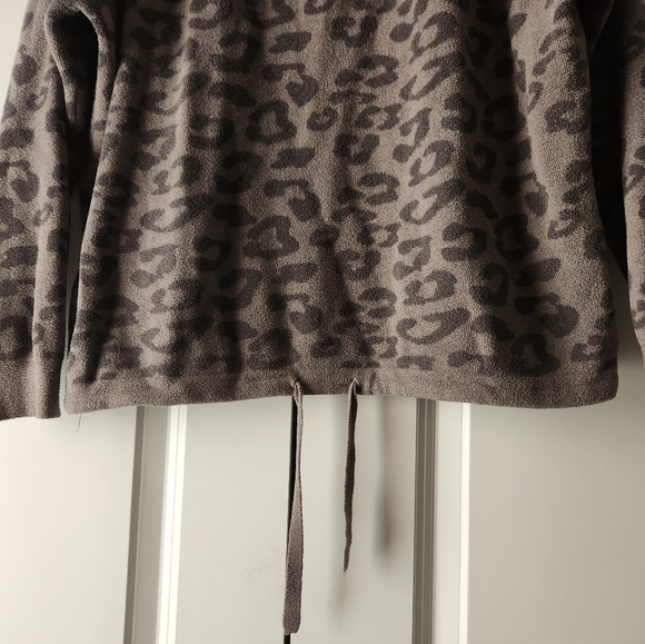 Barefoot Dreams Top - Picture 4 of 5